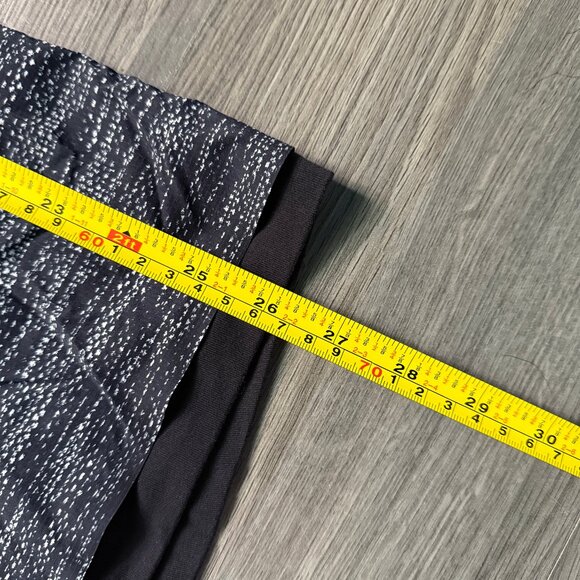 Lululemon Men's Surge Warm Shield 1/2 Zip - Black/White - Picture 7 of 7